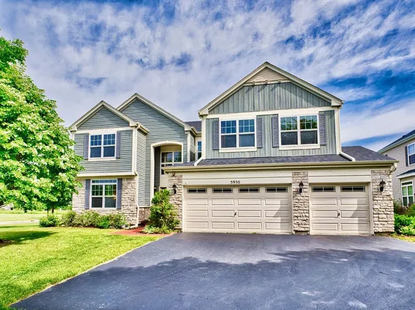 5950 Chatham Dr, Hoffman Estates, IL 60192