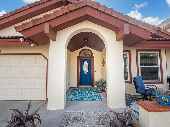 2nd image of 15226 Isabella Ct