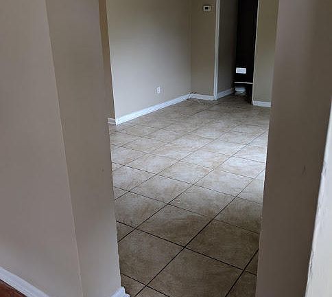 2nd image of 3614 Mimosa Dr