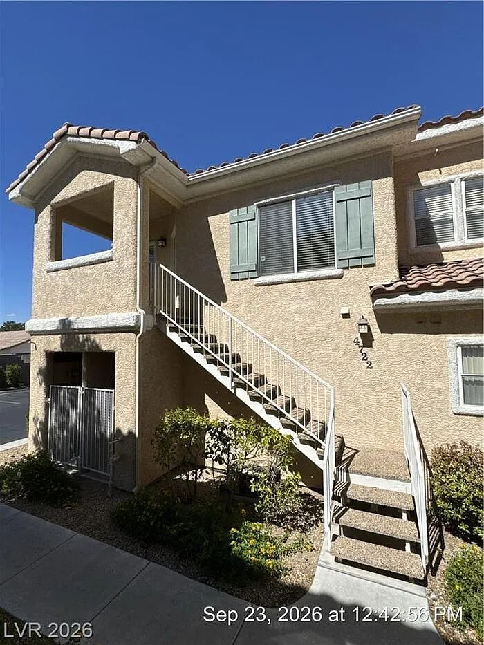 1 bed, 1.0 bath, 823 sqft, $1,595 — Photo 3