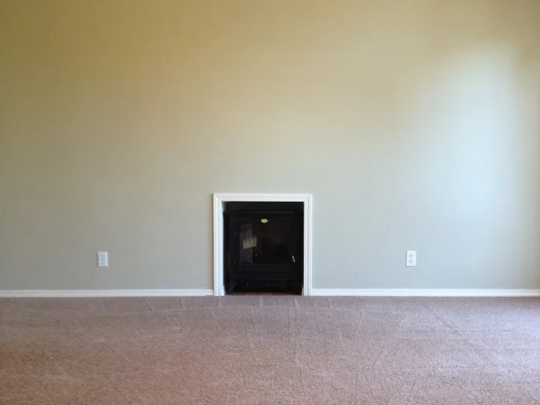 2135 N Monaco Way — Photo 4