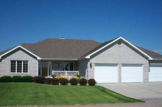 1st image of 140 Ponderosa Dr