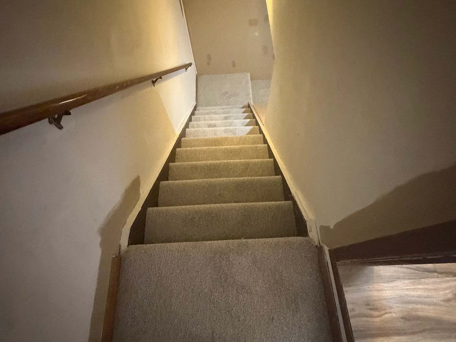 2 bed, 2.5 bath, 1360 sqft, $1,475 — Photo 3