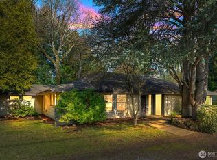 2306 NE 105th St, Seattle, WA