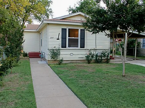 237 Elm St, Hurst, TX 76053