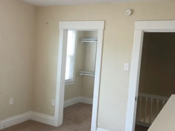 131 Kearsarge St, Pittsburgh, PA 15211