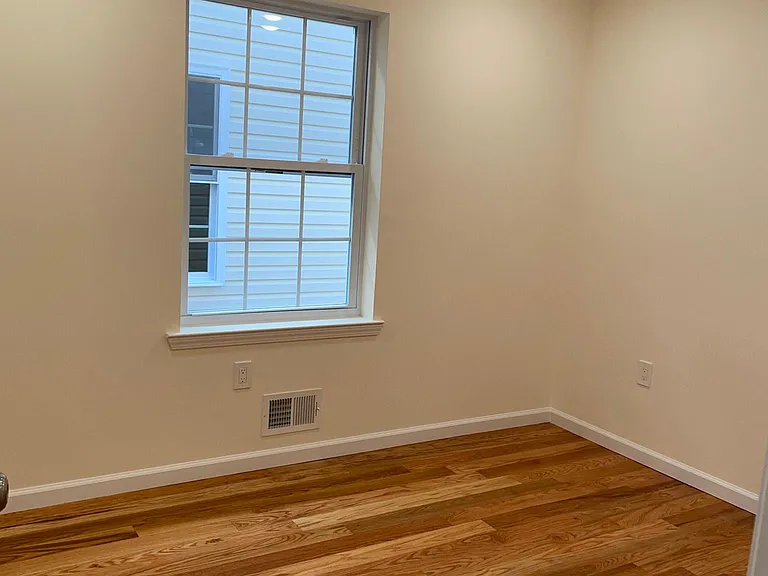 720 Bergen St #1 — Photo 14