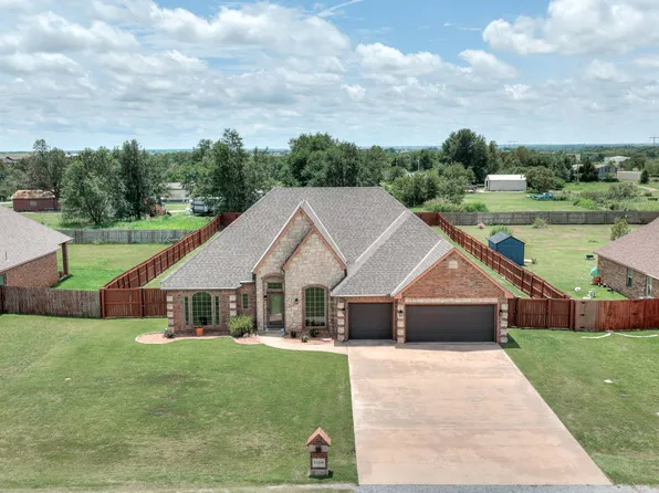 11269 NE Jere Layne, Elgin, OK 73538