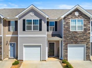 1352 Wunder Way, Boiling Springs, SC 29316