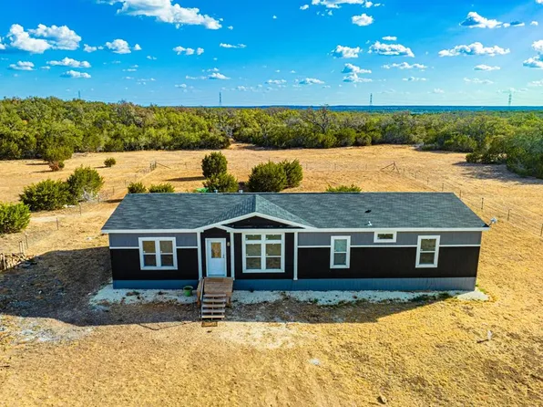 180 Crooked Creek Path NW, Mountain Home, TX 78058