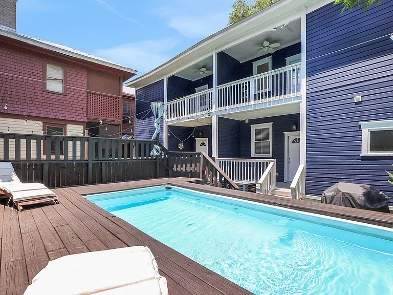 1407 Hubbard St — Photo 33