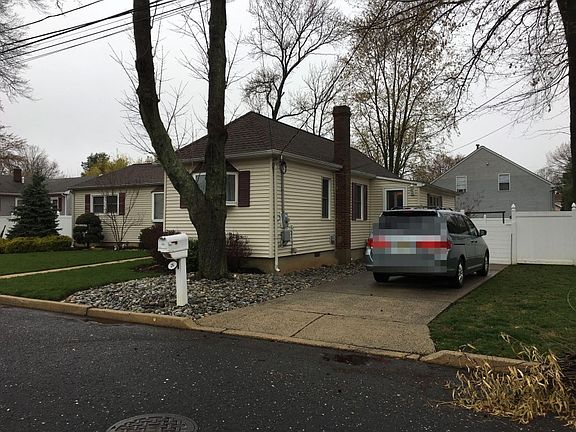 3rd image of 26 Carolina Ave