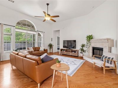2201 Little Elm Trl, Cedar Park, TX, 78613
