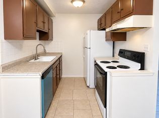 15300 Maple Park Dr APT 14, Maple Heights, OH 44137