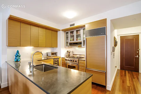 Sold by Compass | media 8