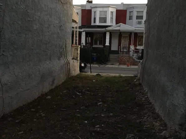 6017 Delancey St, Philadelphia, PA 19143