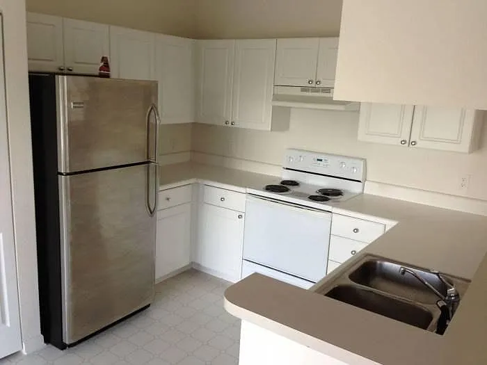 Arbor Lakes Cir — Photo 2