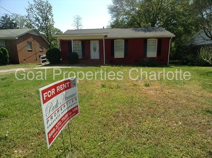 1st image of 967 Stonewall Ave S