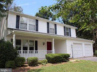 1357 Rock Chapel Rd, Herndon, VA 20170