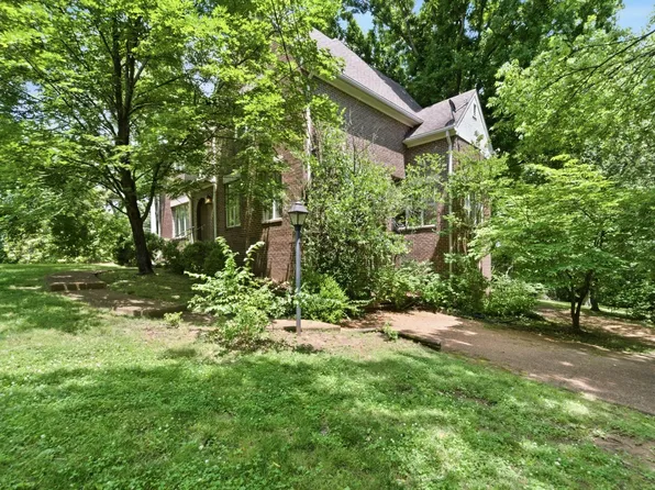 3510 Stokesmont Rd, Nashville, TN 37215