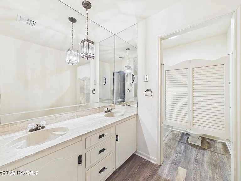 100 Oak Coulee Dr — Photo 13