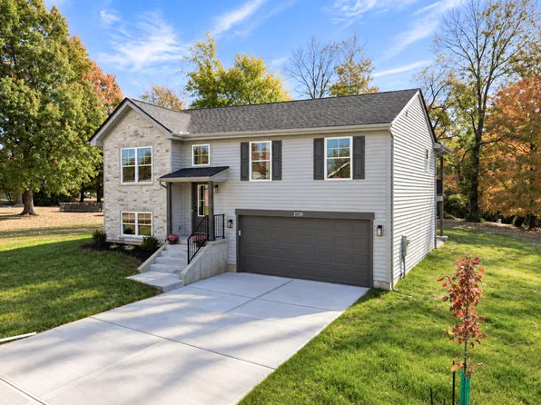 2720 Coral Dr, Hebron, KY 41048