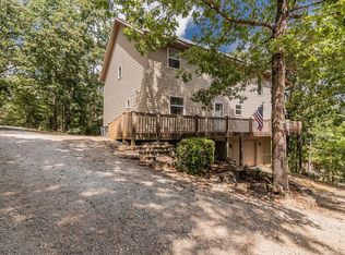 428 Ice Box Cove Lane, Galena, MO 65656