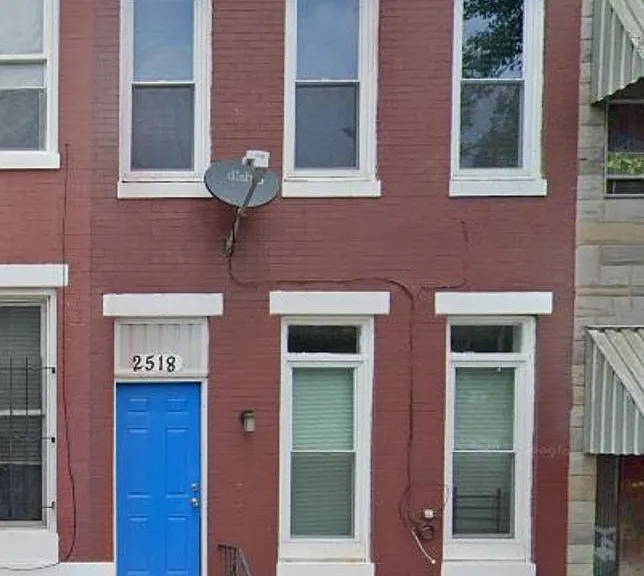 2518 W Fairmount Ave — Photo 1