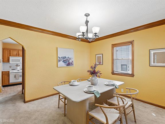 5th image of 1215 NE 43rd Ave