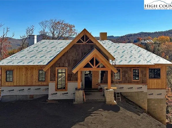 346 Wren Way, Banner Elk, NC 28604