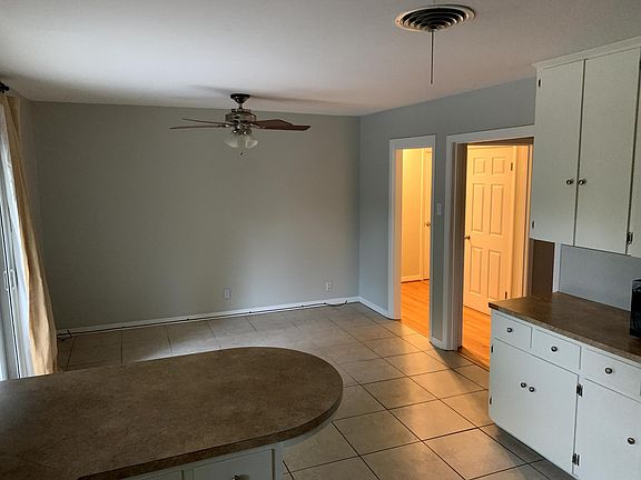 5th image of 1202 Choquette Dr