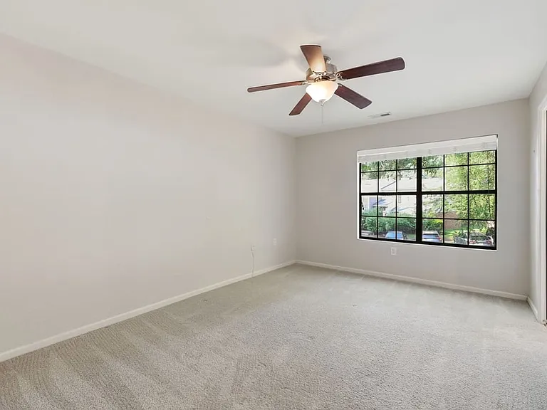 7733 Falcon Rest Cir — Photo 21