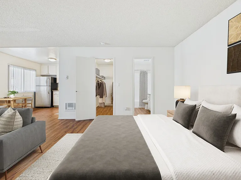 Gilmore Apartments - Van Nuys — Photo 19