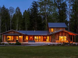 202 Siskin Ln, Sandpoint, ID 83864