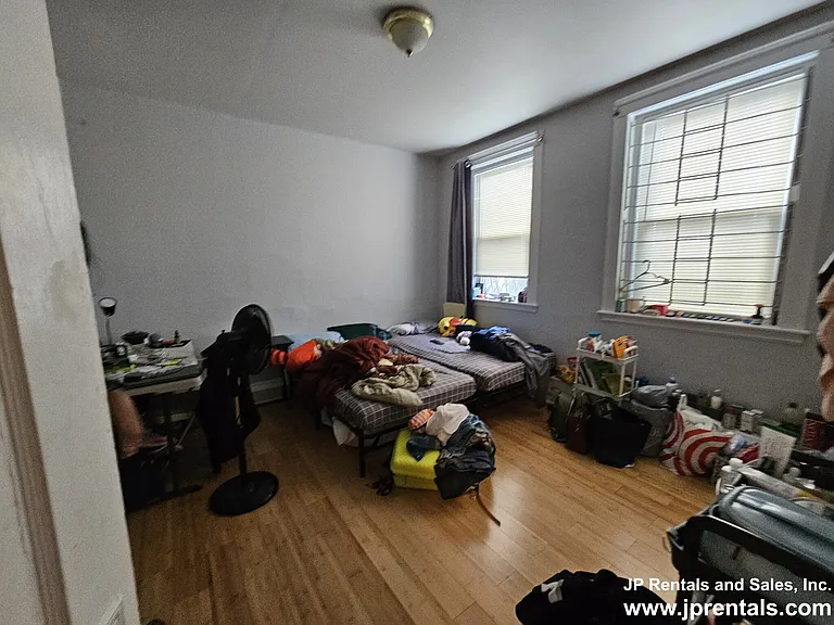 238 S Huntington Ave #2 — Photo 4