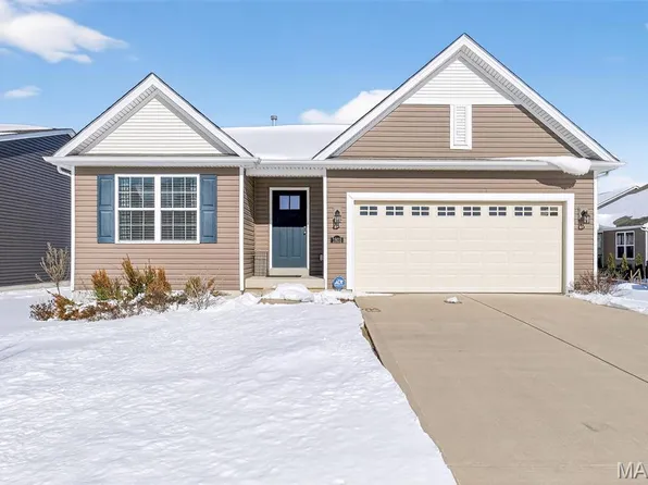 1803 Rivercroft Ct, Saint Paul, MO 63366