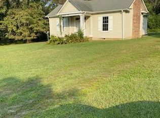 972 Fall River Rd, Goodspring, TN 38460