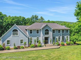 95 Fawn Hill Ct, Kingston, NY 12401