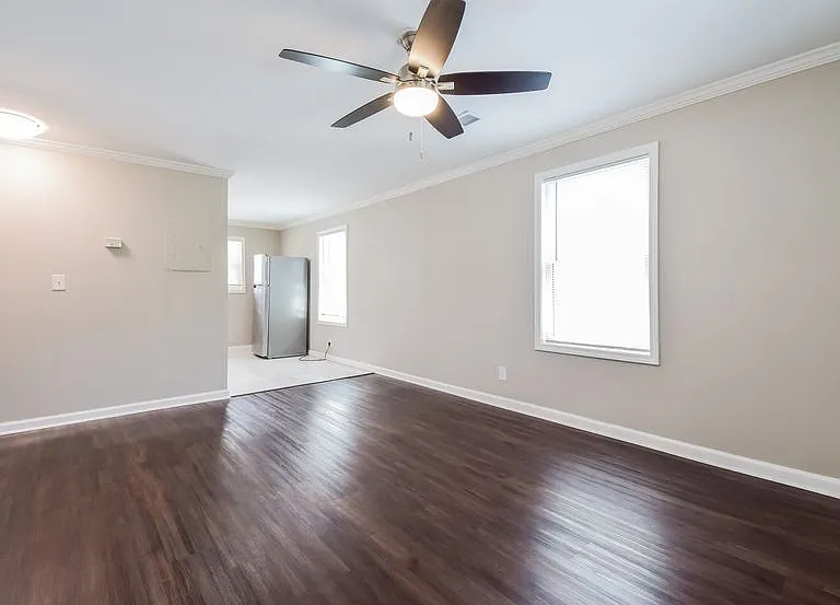 407 Angier Ave NE #202 — Photo 3
