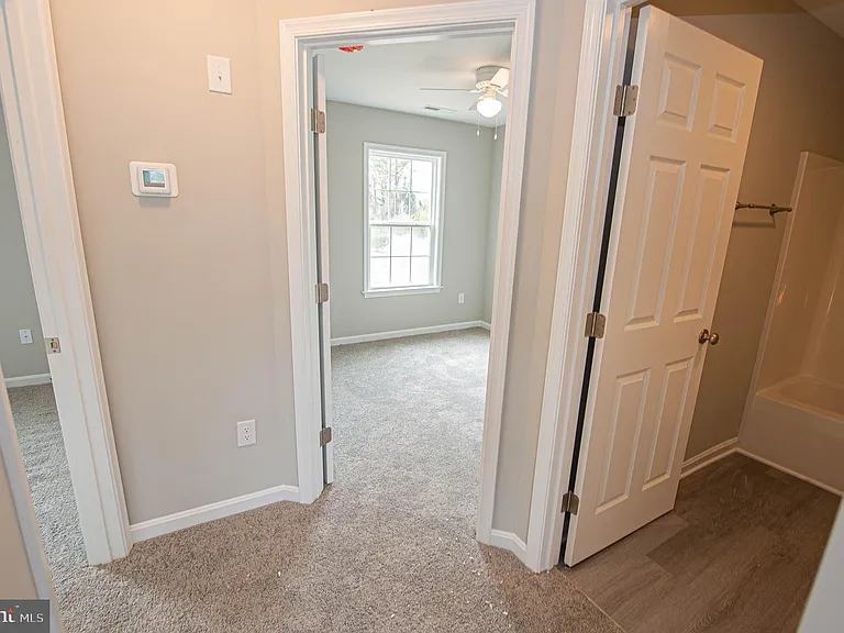 242 Morgans Ct — Photo 49