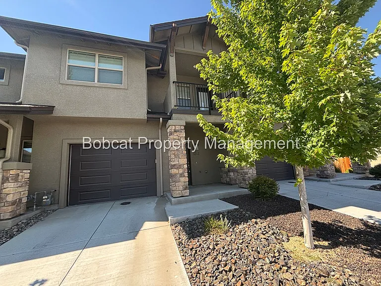 1312 Saltern Dr — Photo 1