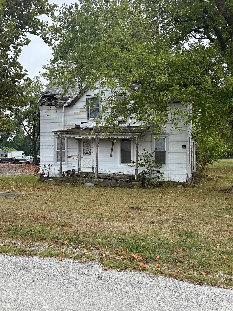 420 S Sanford St photo 1