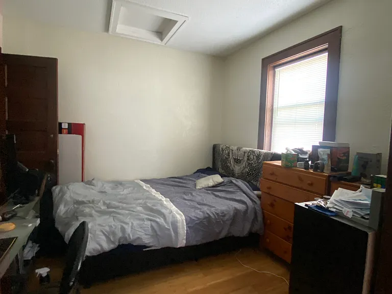 169 Victoria St N #1 — Photo 11