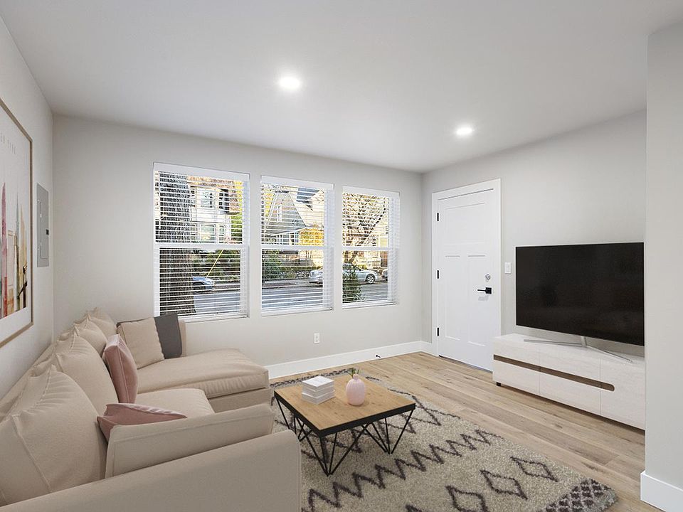Optionally furnished common areas! Common areas can come beautifully furnished by our in-house design team for an additional fee.