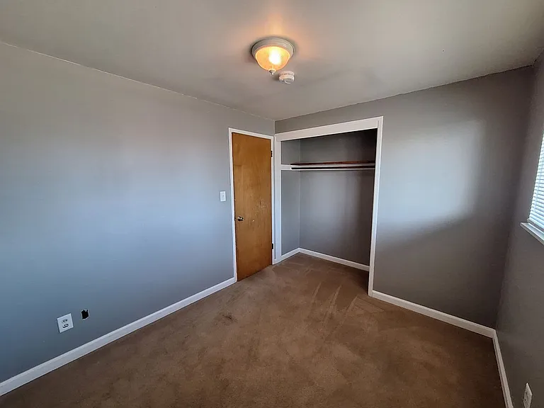 5867 Madrona Dr — Photo 12