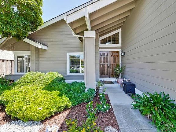 3rd image of 4042 Ashbrook Cir