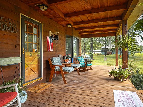 4th image of 452 County Road 4210
