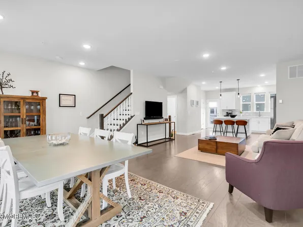 10 Sunset Road, Oceanport, NJ 07757
