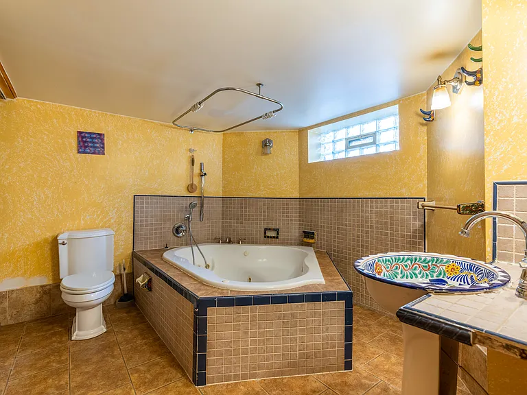 309 Chicago Ave #1 — Photo 18