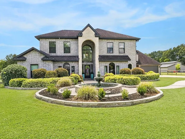 6819 Still Meadow St, Spring, TX 77389